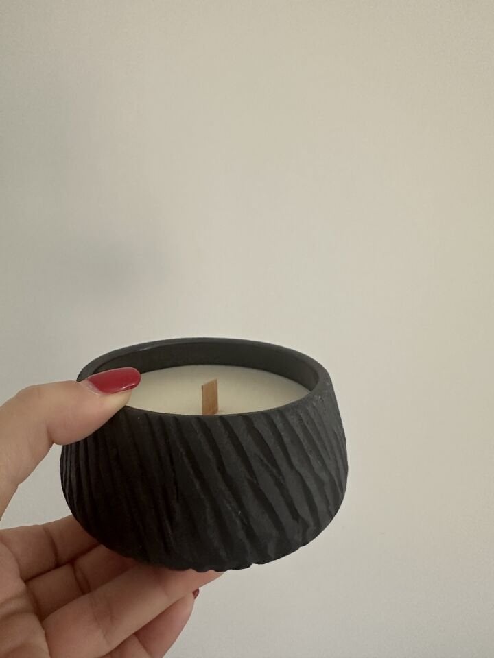 KURINUKI BLACK - LINE