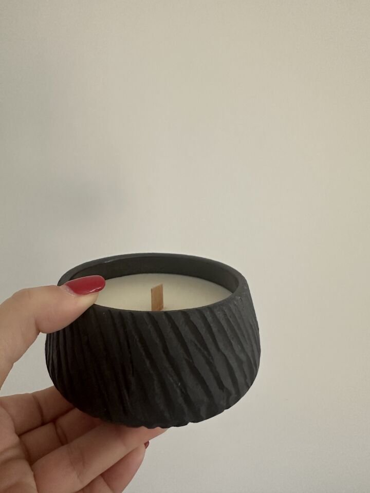 KURINUKI BLACK - LINE